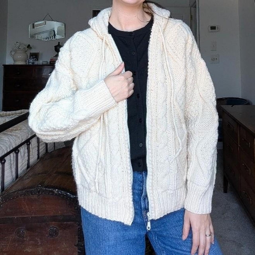 Vintage Handmade Cream Wool Cableknit Zip Up Fisherman Hooded Sweater Jacket